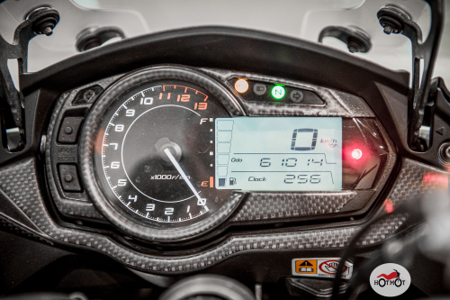 Мотоцикл KAWASAKI Z 1000SX 2013, Белый фото 9