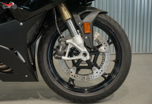 Мотоцикл BMW S 1000 RR 2024, ЧЕРНЫЙ фото 9