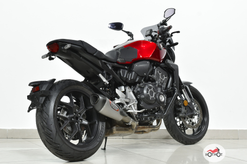 Мотоцикл HONDA CB1000R 2020, Красный фото 7