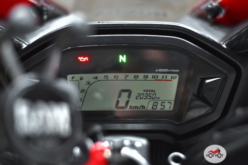 Мотоцикл HONDA CBR 400R 2016, БЕЛЫЙ фото 9