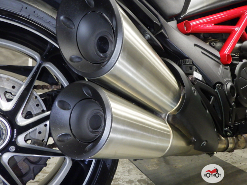 Мотоцикл DUCATI Diavel Carbon 2015, черный фото 13