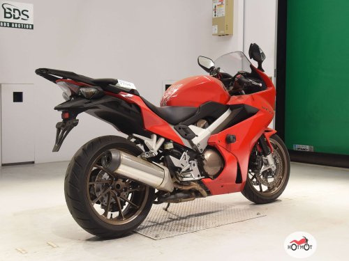Мотоцикл HONDA VFR 800 2016, Красный фото 4