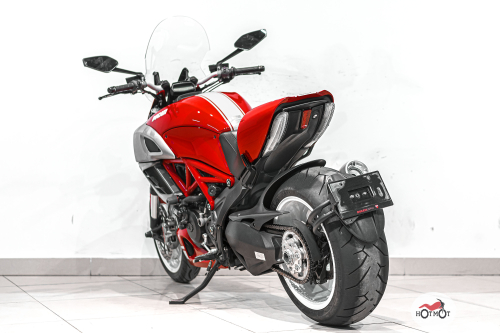 Мотоцикл DUCATI Diavel 2013, Красный фото 8