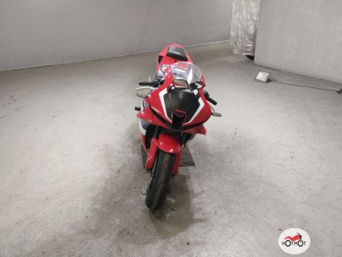 Мотоцикл HONDA CBR 600RR 2020, Красный фото 3
