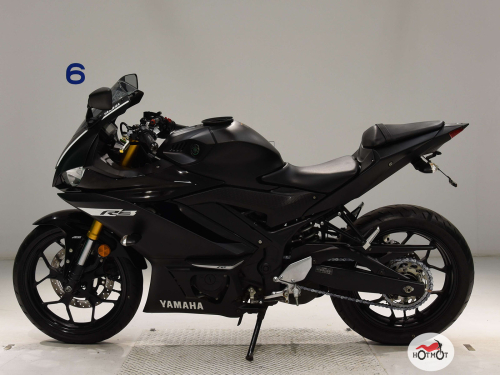 Мотоцикл YAMAHA YZF-R3 2019, черный