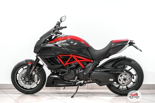 Мотоцикл DUCATI Diavel 2012, Красный фото 4