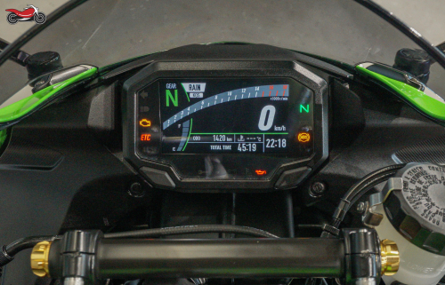 Мотоцикл Kawasaki ZX-6 Ninja 2024, ЗЕЛЕНЫЙ фото 10