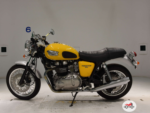 Мотоцикл TRIUMPH Thruxton 2006, желтый