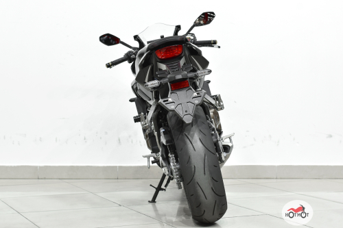 Мотоцикл HONDA CBR 650R 2021, Черный фото 6