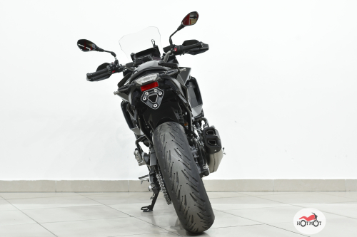 Мотоцикл BMW F900XR 2022, Черный фото 6