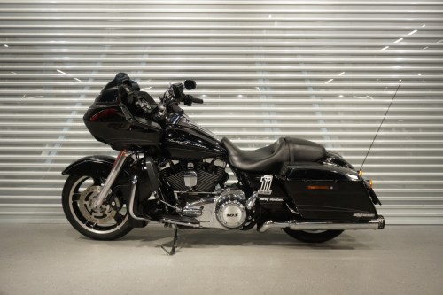 Мотоцикл Harley-Davidson Road Glide 2012, ЧЕРНЫЙ фото 2