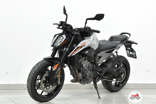 Мотоцикл KTM 790 Duke 2024, серый фото 2