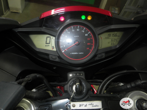 Мотоцикл HONDA VFR 1200  2010, Красный фото 12