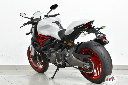 Мотоцикл DUCATI Monster 821 2015, белый фото 8