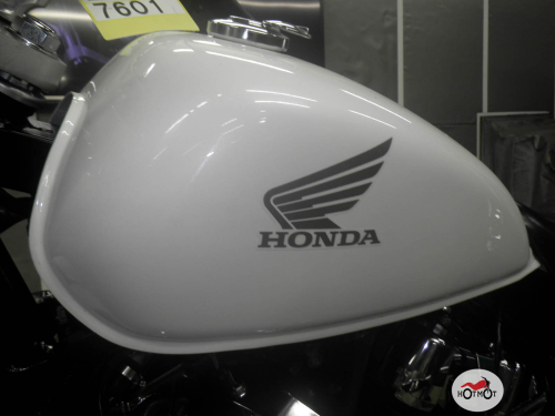 Мотоцикл HONDA VT 750 C2 Shadow 2011, БЕЛЫЙ фото 8