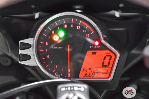 Мотоцикл HONDA CBR 1000RR/RA Fireblade 2009, Белый фото 9