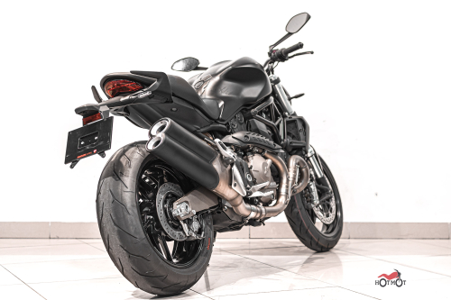 Мотоцикл DUCATI Monster 821 2015, Черный фото 7