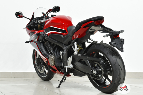 Мотоцикл HONDA CBR 650R 2021, Красный фото 8