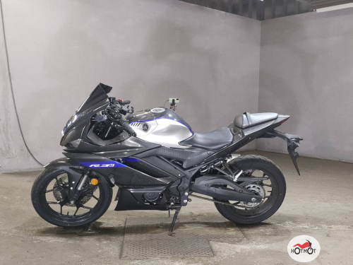 Мотоцикл YAMAHA YZF-R3 2023, серый