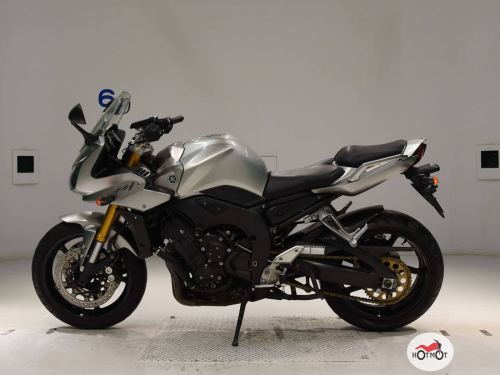 Мотоцикл YAMAHA FZ1 2006, серый