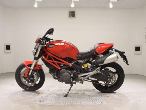 Мотоцикл DUCATI Monster 696 2009, Красный
