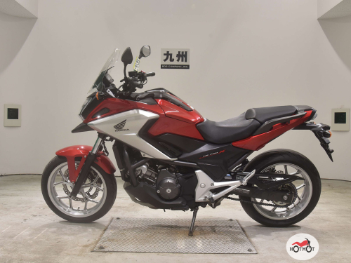 Мотоцикл HONDA NC 750X 2016, Красный