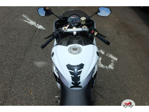 Мотоцикл YAMAHA YZF-R6 2008, Белый фото 4