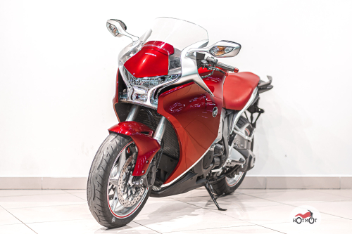 Мотоцикл HONDA VFR1200F 2011, Красный фото 2
