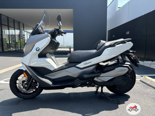 Скутер BMW C 400 GT 2023, белый