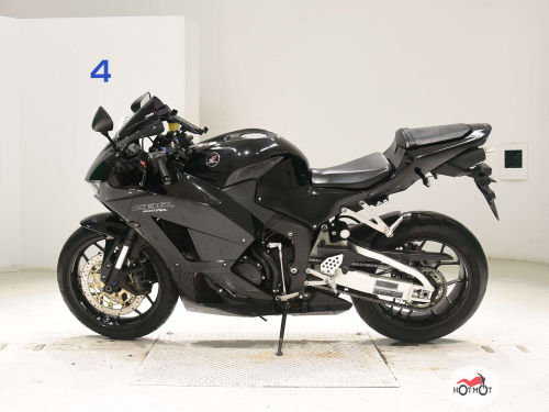 Мотоцикл HONDA CBR 600RR 2014, черный