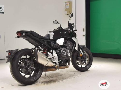 Мотоцикл HONDA CB 1000R 2018, черный фото 5