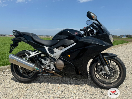 Мотоцикл HONDA VFR 800 2014, черный фото 2
