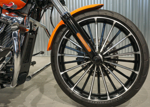 Мотоцикл Harley-Davidson Breakout 2023, ОРАНЖЕВЫЙ фото 9