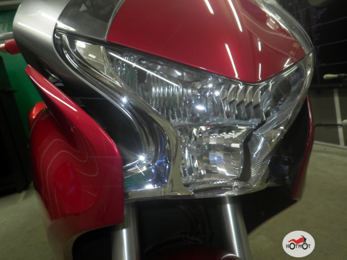 Мотоцикл HONDA VFR 1200  2010, Красный фото 11