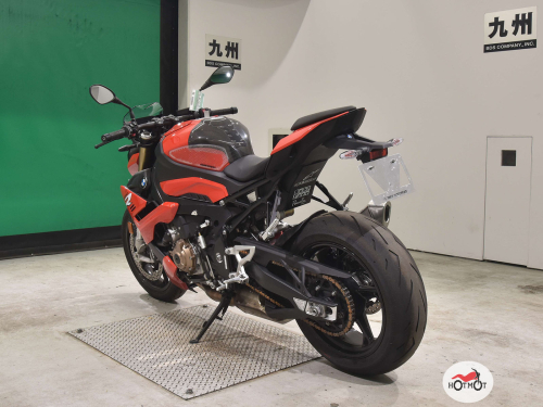 Мотоцикл BMW S 1000 R 2022, Красный фото 6