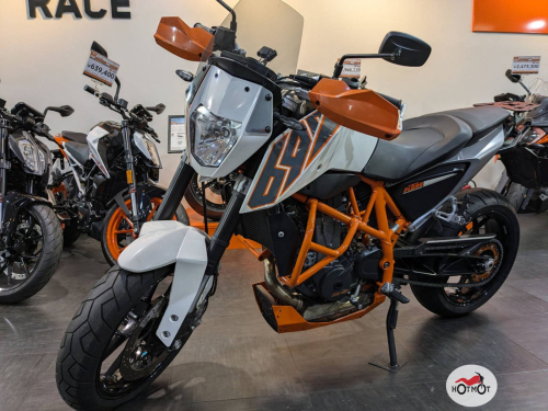 Мотоцикл KTM 690 Duke 2014, Белый