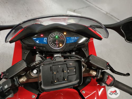 Мотоцикл HONDA VFR 800 2021, Красный фото 5
