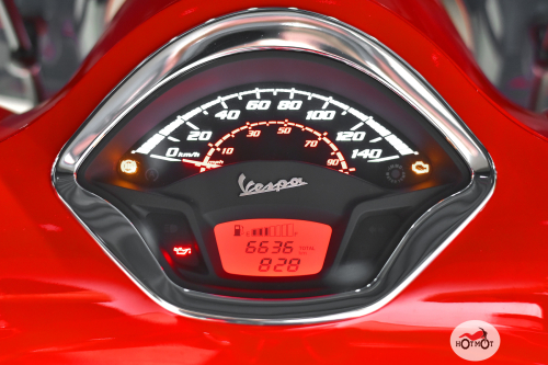 Скутер VESPA GTS Super 300 2018, Красный фото 9