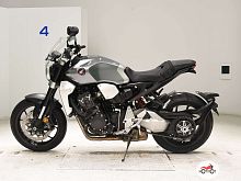 Дорожный мотоцикл HONDA CB 1000R серый