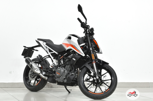 Мотоцикл KTM 390 DUKE 2021, БЕЛЫЙ