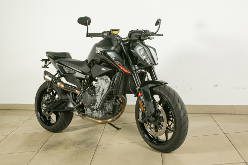 Мотоцикл KTM 890 Duke 2021, Черный