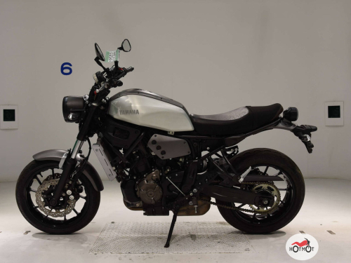 Мотоцикл YAMAHA XSR700 2019, серый