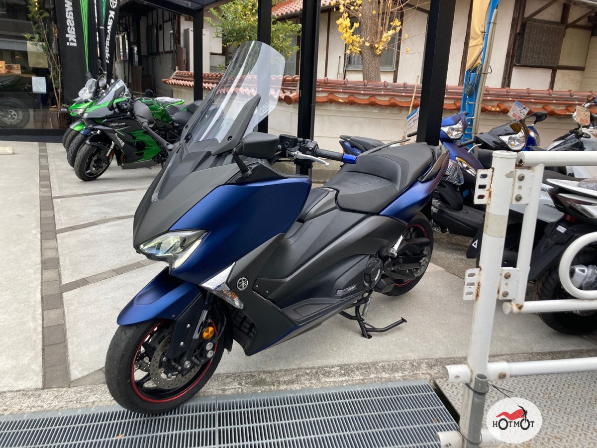 Tmax 2019 hot sale