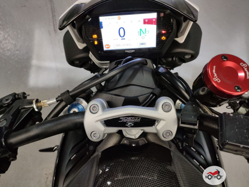 Мотоцикл TRIUMPH Speed Triple 2019, БЕЛЫЙ фото 5
