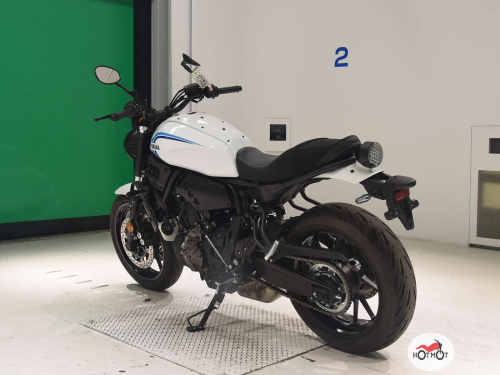 Мотоцикл YAMAHA XSR700 2023, Белый фото 6