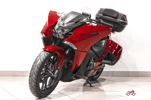 Мотоцикл HONDA NM4  2018, Красный фото 2