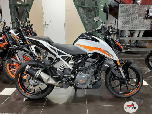 Мотоцикл KTM 390 Duke 2021, БЕЛЫЙ фото 2