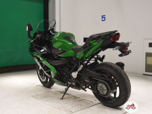 Мотоцикл KAWASAKI Ninja H2 SX 2019, Зеленый фото 6