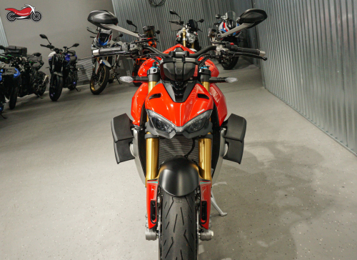 Мотоцикл Ducati Streetfighter V4 2022, КРАСНЫЙ фото 10