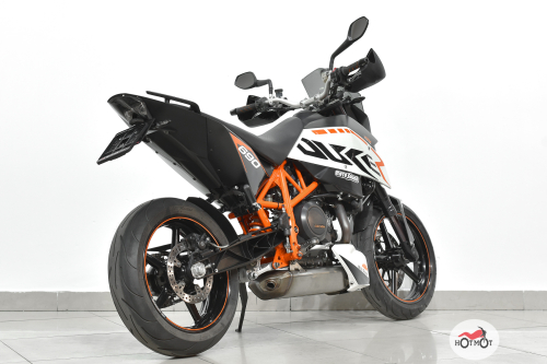 Мотоцикл KTM 690 DUKE R 2010, черный фото 7